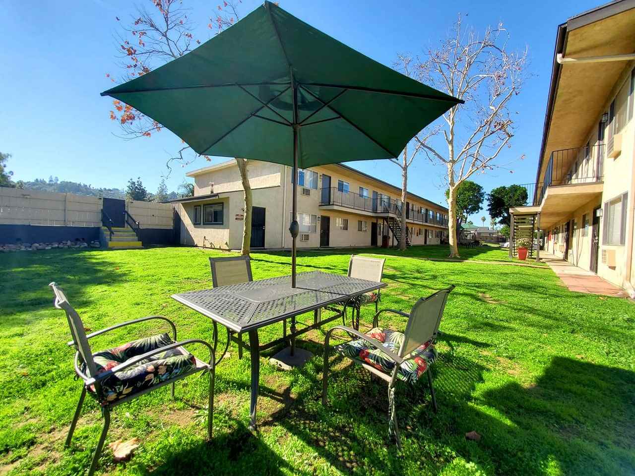 1043 So Sunshine - Photo 7 of 18