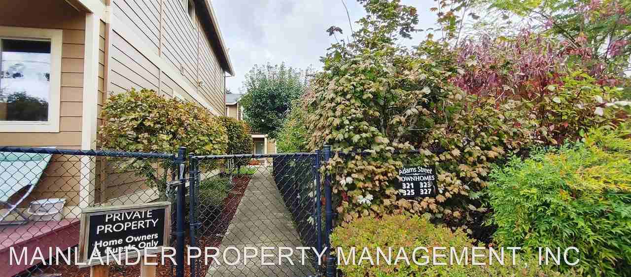 327 Nw Adams Ave - Photo 2 of 33