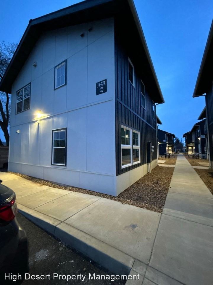 The Peak Apartments in SW Redmond - Photo 3 of 44