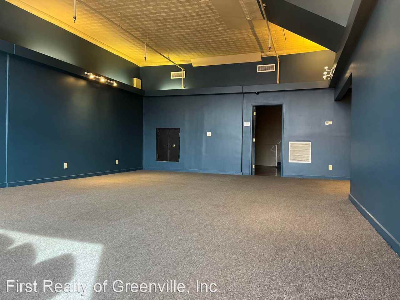 110 W. Commerce St. - Photo 2 of 11