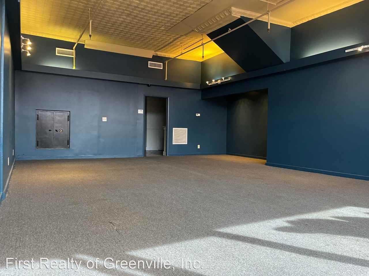 110 W. Commerce St. - Photo 3 of 11