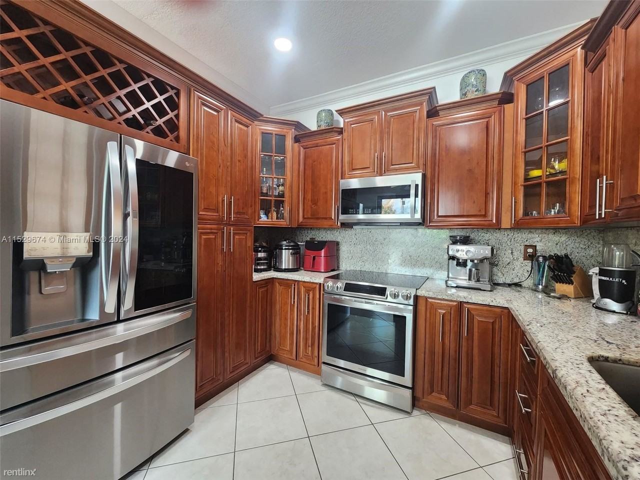 16167 Sw 61st Ln - Photo 2 of 20