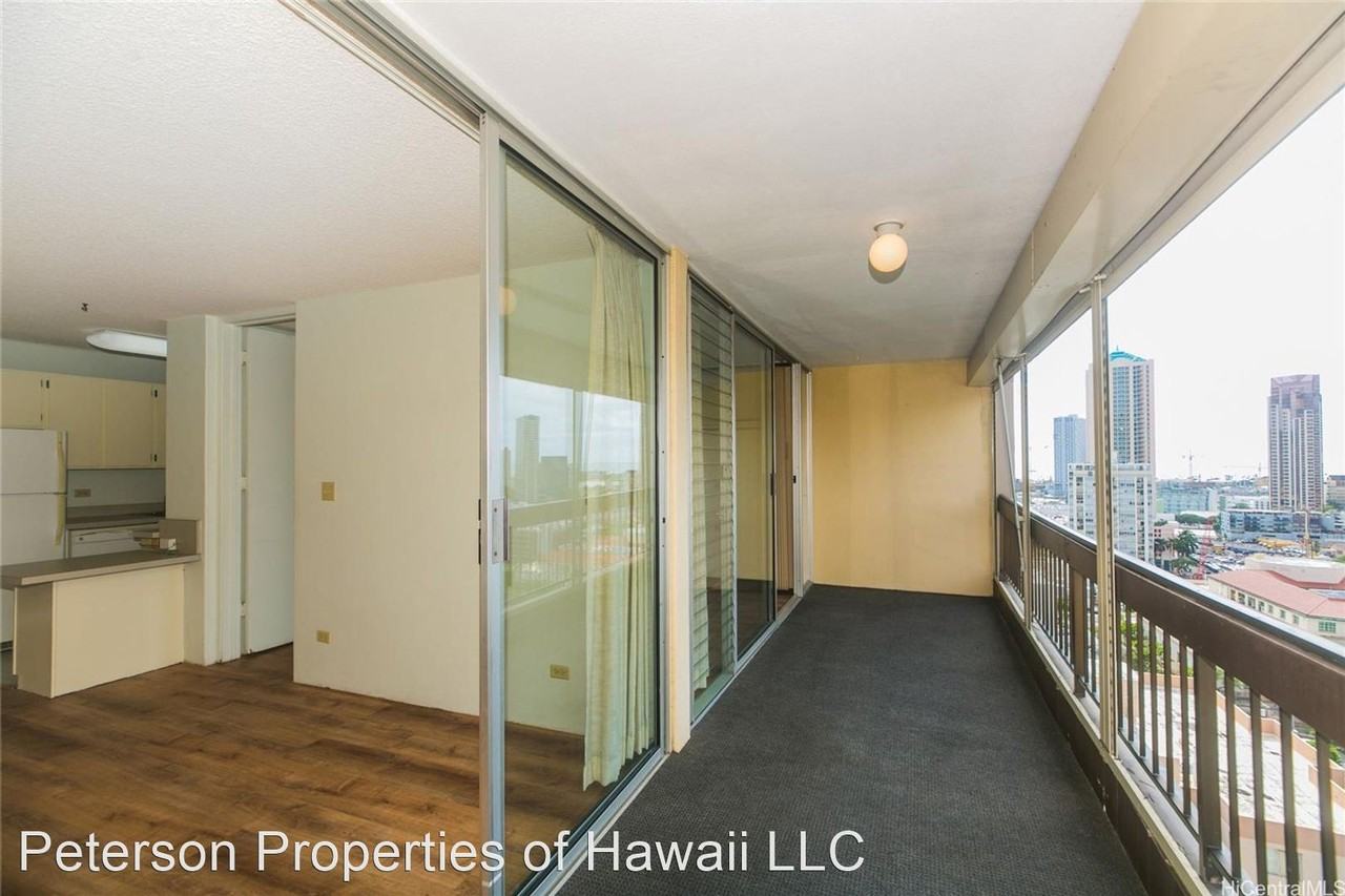 775 Kinalau Pl #1704