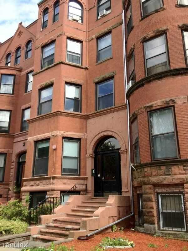 1063 Beacon St - Photo 2 of 6