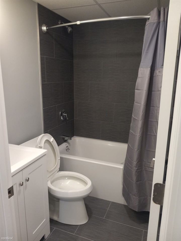 117 Cross St - Photo 3 of 6