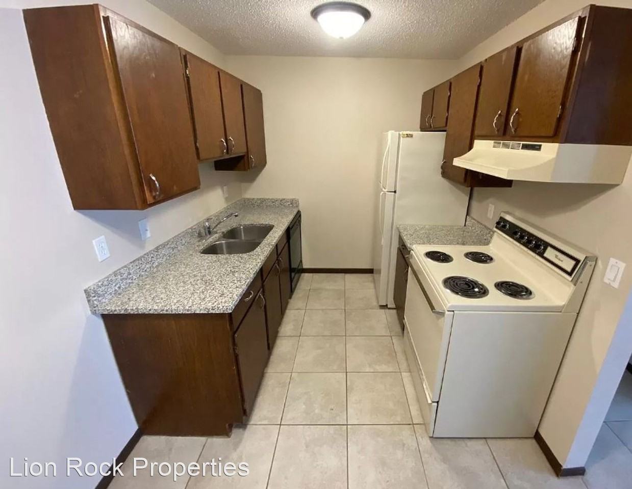 2209 Branch Ave - Photo 3 of 30