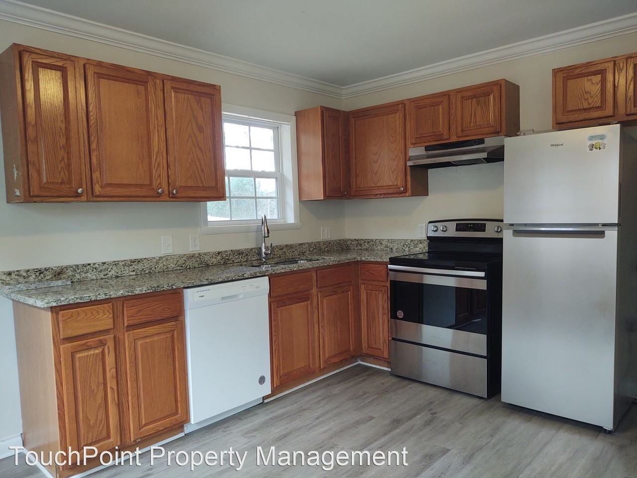 1513 Longleaf Dr - Photo 3 of 20