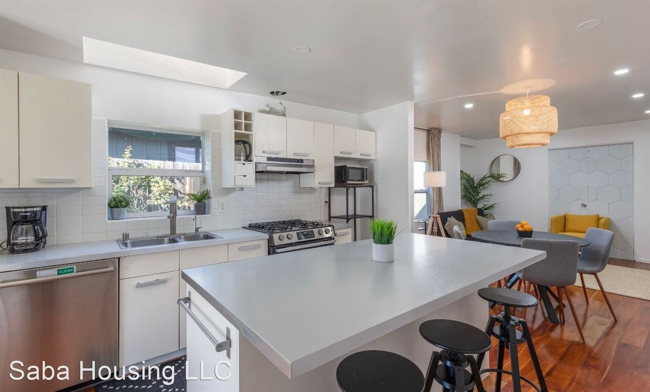 1751 Julian Ave - Photo 2 of 15