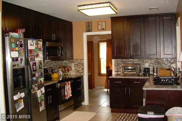 4 Rheims Ct - Photo 3 of 25