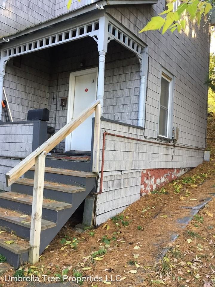 905 RUBY AVE. - Photo 2 of 7