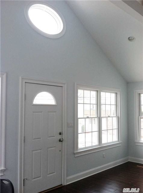 63 Trenton Ave - Photo 3 of 15