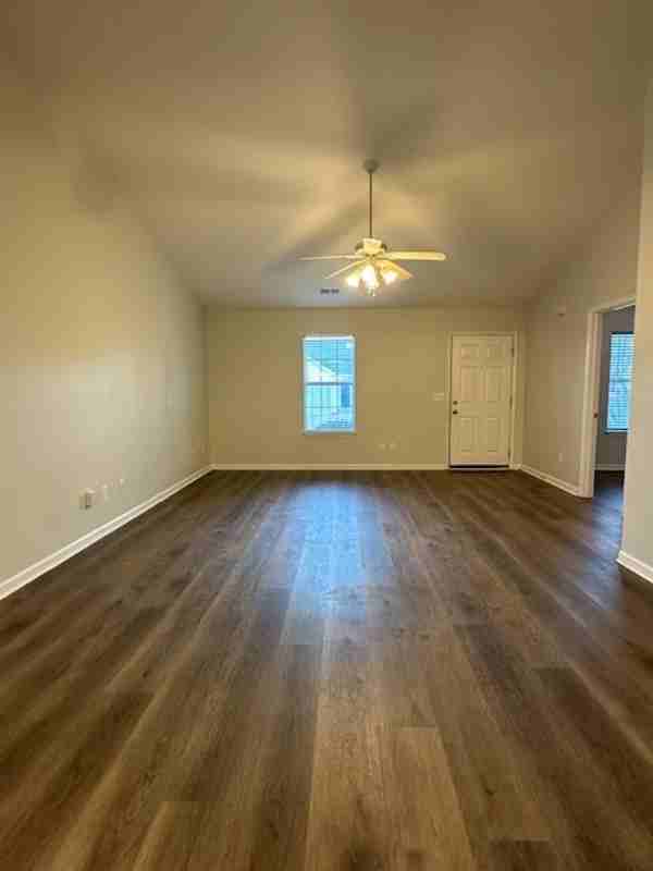151 Fair Haven Way - Photo 5 of 18