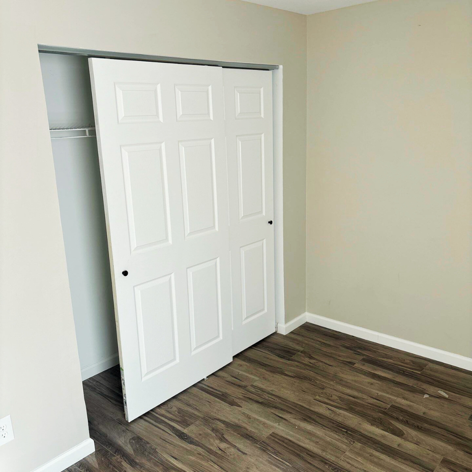 728 Liberty Village Dr - Photo 3 of 5