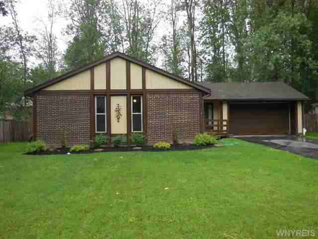 153 Bramblewood Ln - Photo 2 of 19