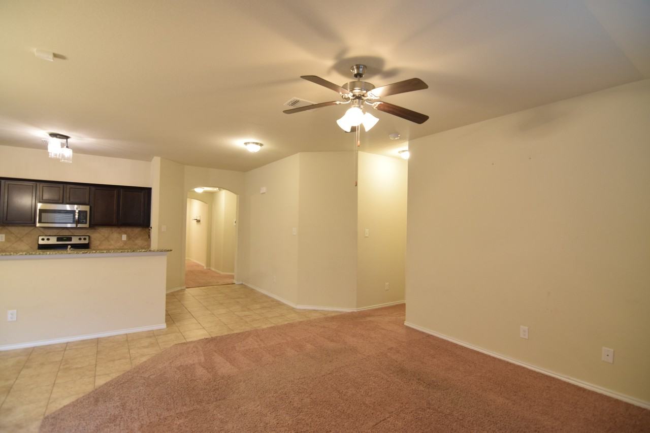 5406 Waterbank Ln - Photo 7 of 23