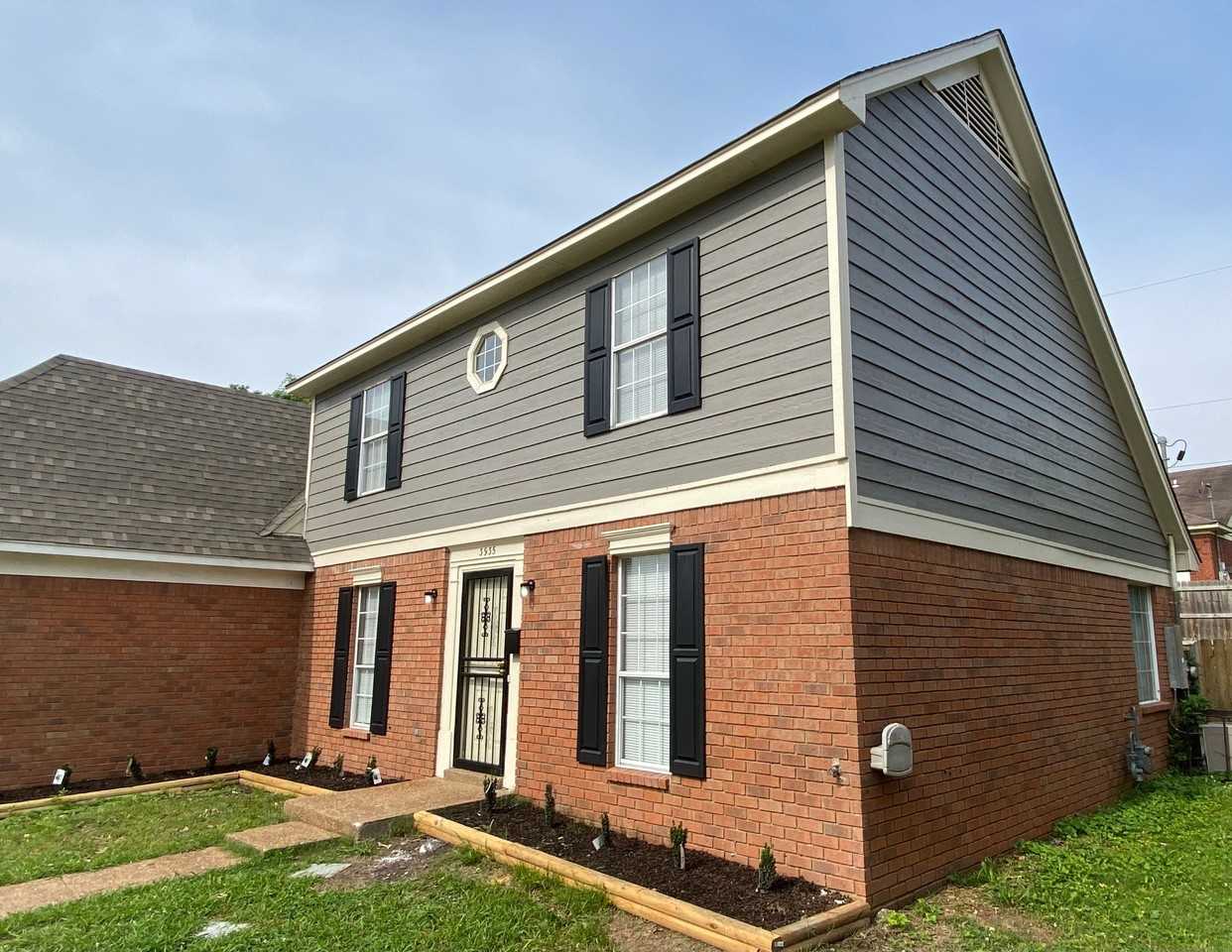 3935 Oak Branch Cir E - Photo 3 of 16