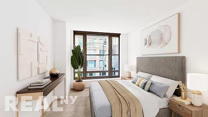 W 21st St #1306 - Photo 3 of 15