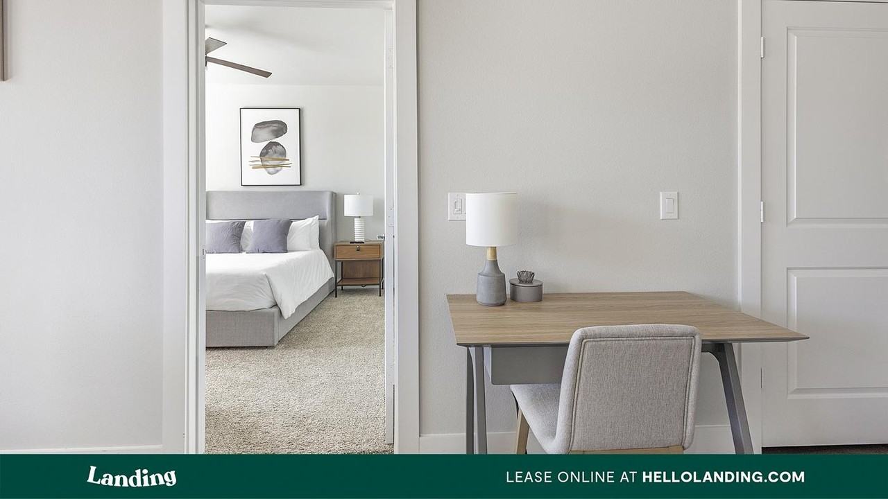 24002 Colonial Pkwy - Photo 4 of 50