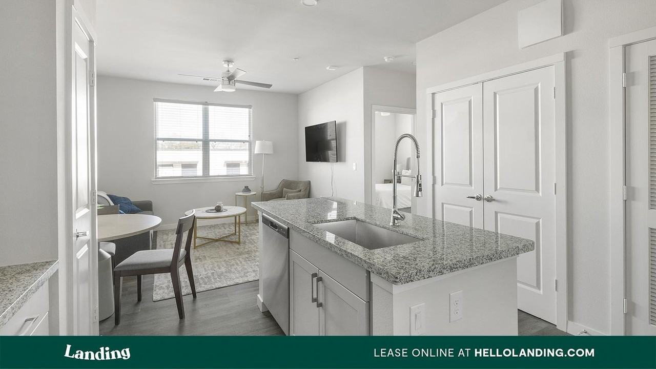 1148 Silber Rd - Photo 7 of 50