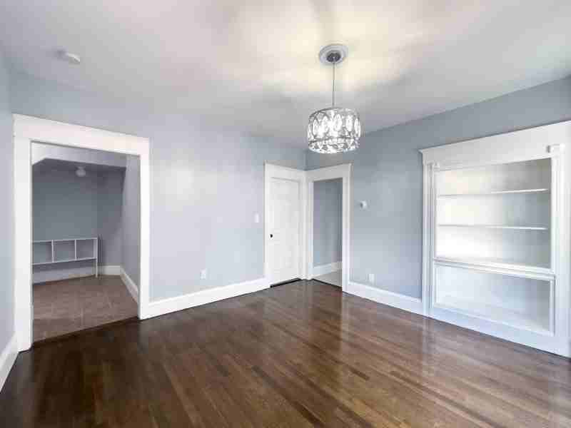 444 Lowell St #1 - Photo 3 of 11