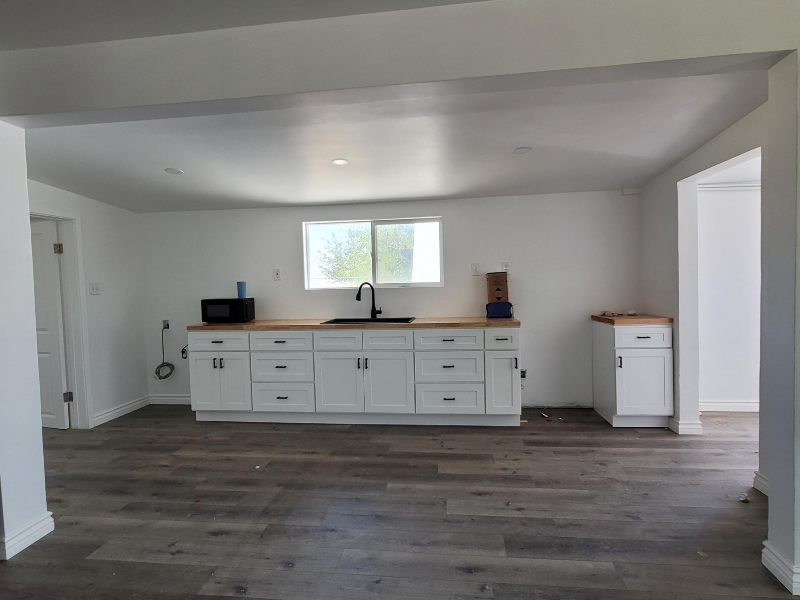 73536 Raymond Way - Photo 2 of 10