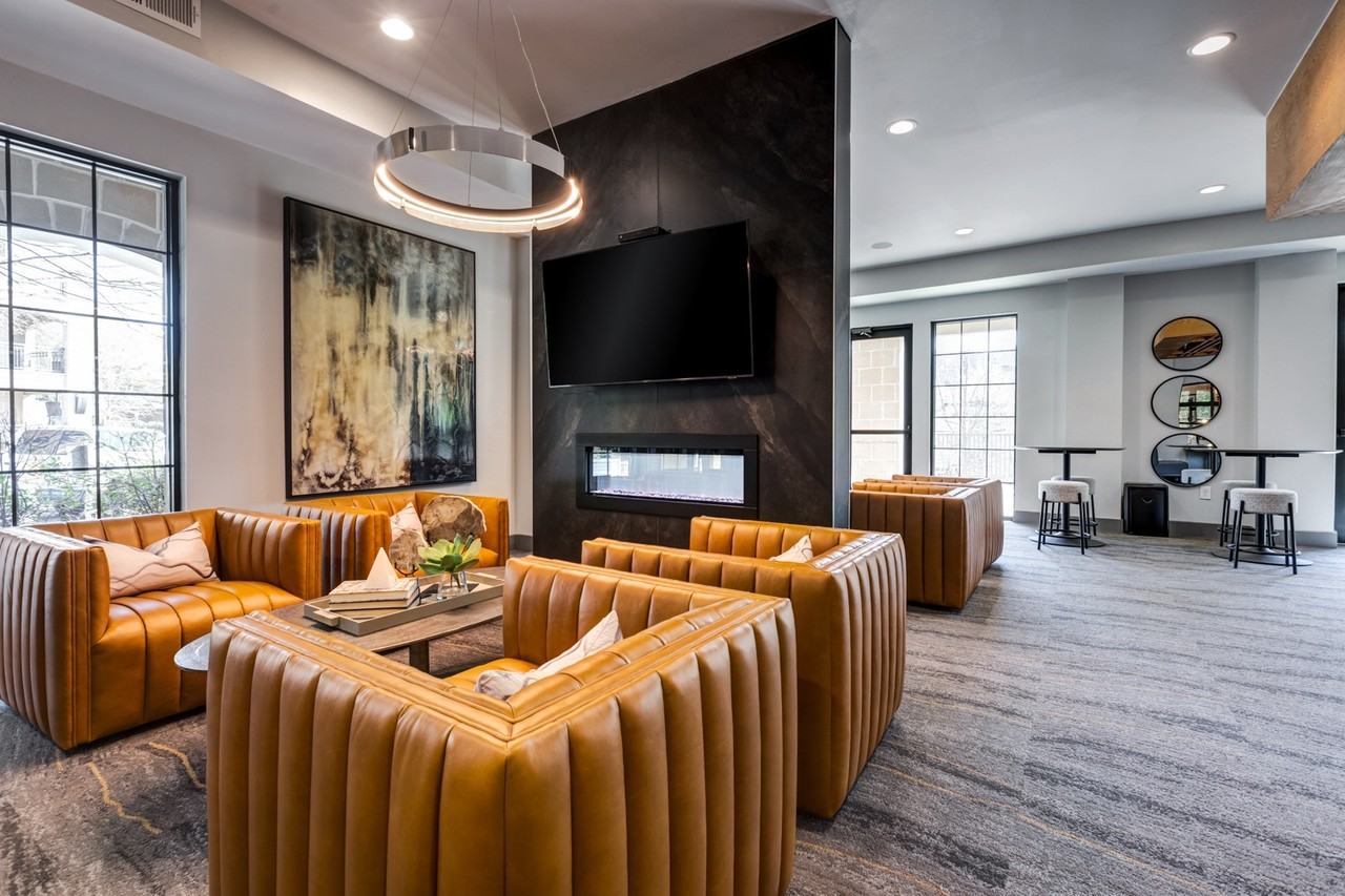 District West - Photo 4 of 36