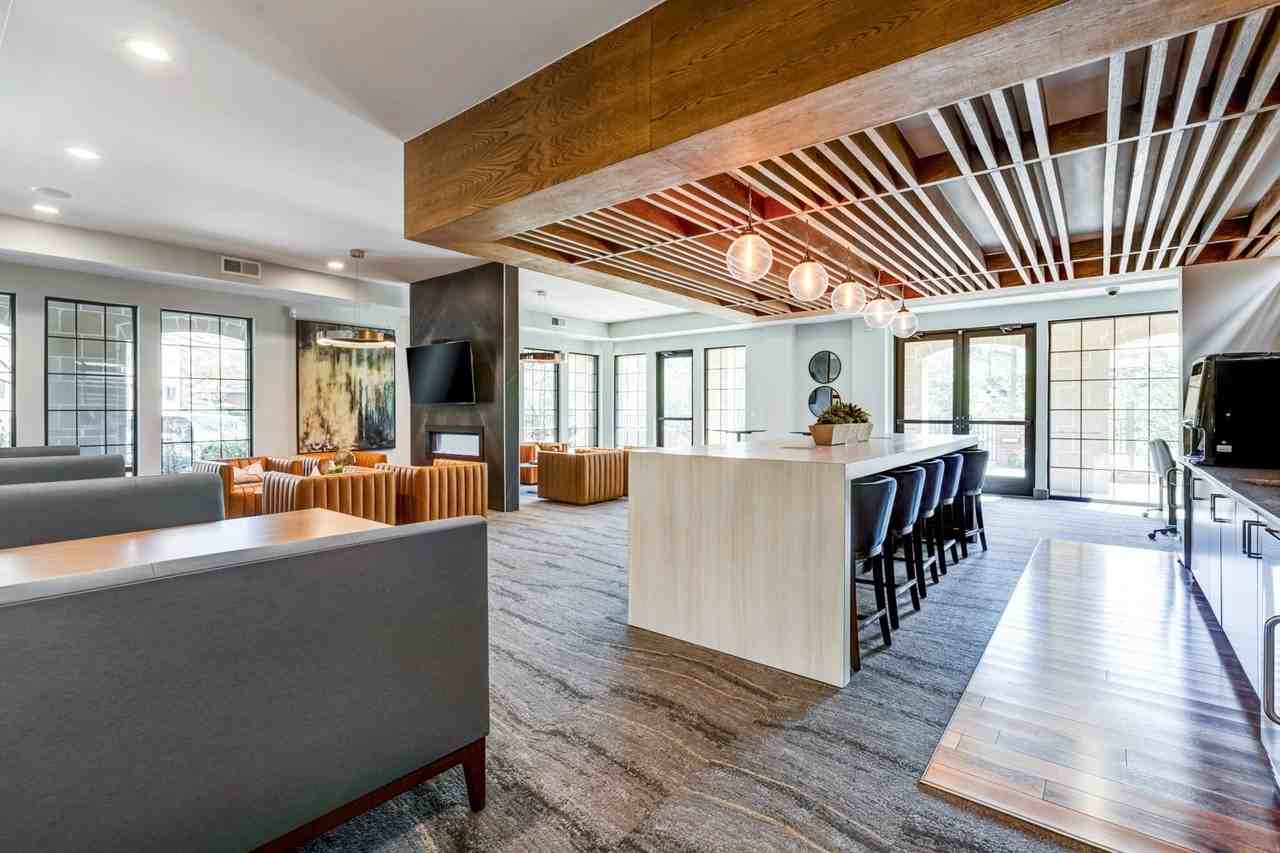 District West - Photo 7 of 36