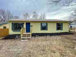 featured image of 2826 W Olive St