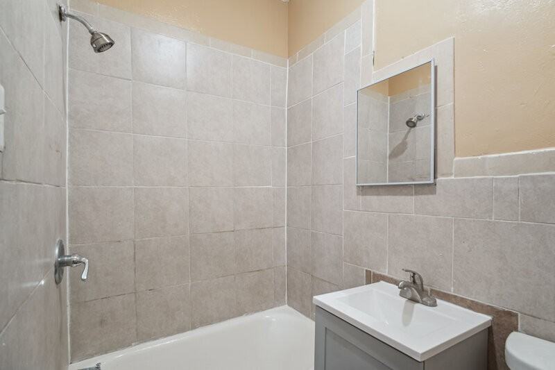 16 Montrose Ter - Photo 5 of 16