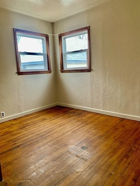 126 Clinton St #1 - Photo 5 of 10