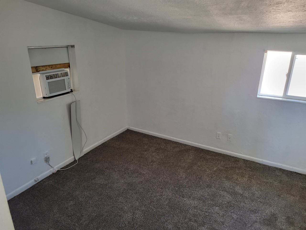 550 E 200 N #1 - Photo 7 of 8