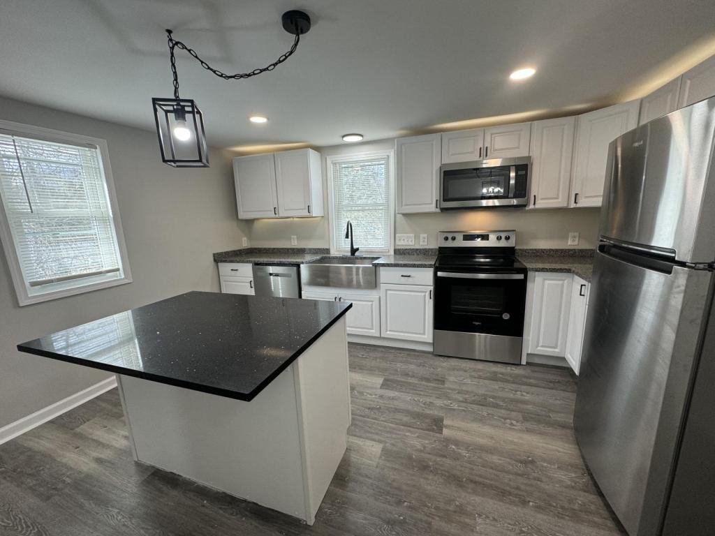 314 Bridge St #D - Photo 2 of 11