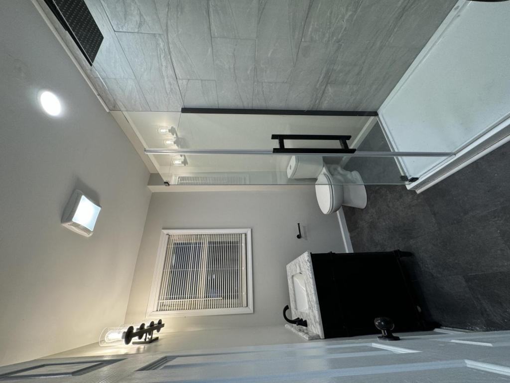 314 Bridge St #D - Photo 4 of 11