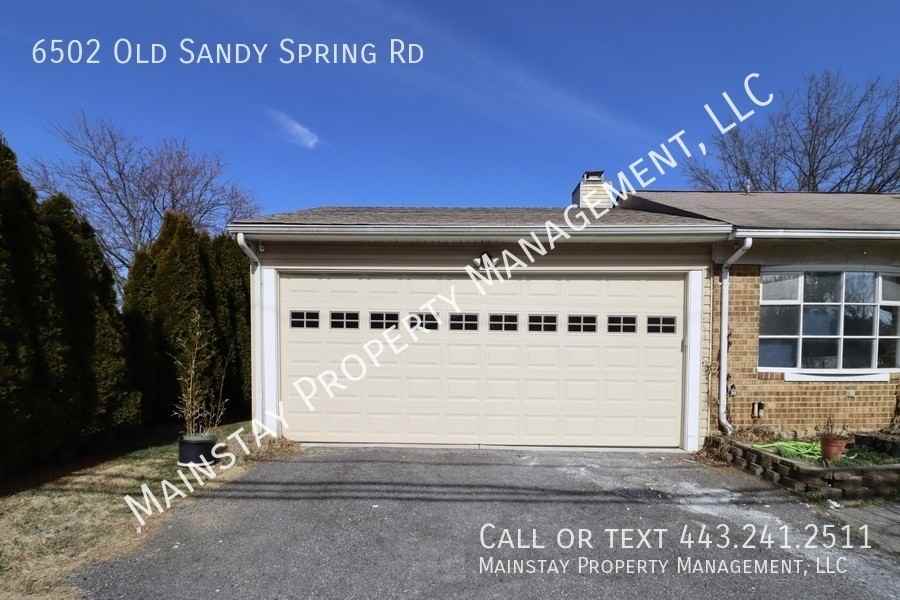 6502 Sandy Spring Rd - Photo 2 of 35