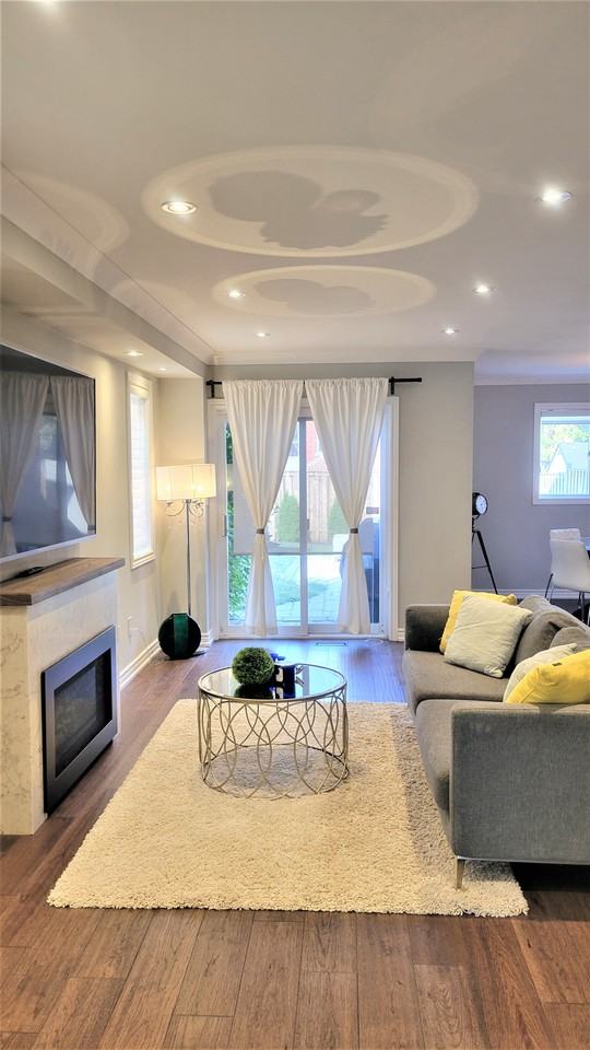 263 Monte Carlo Drive - Photo 2 of 17