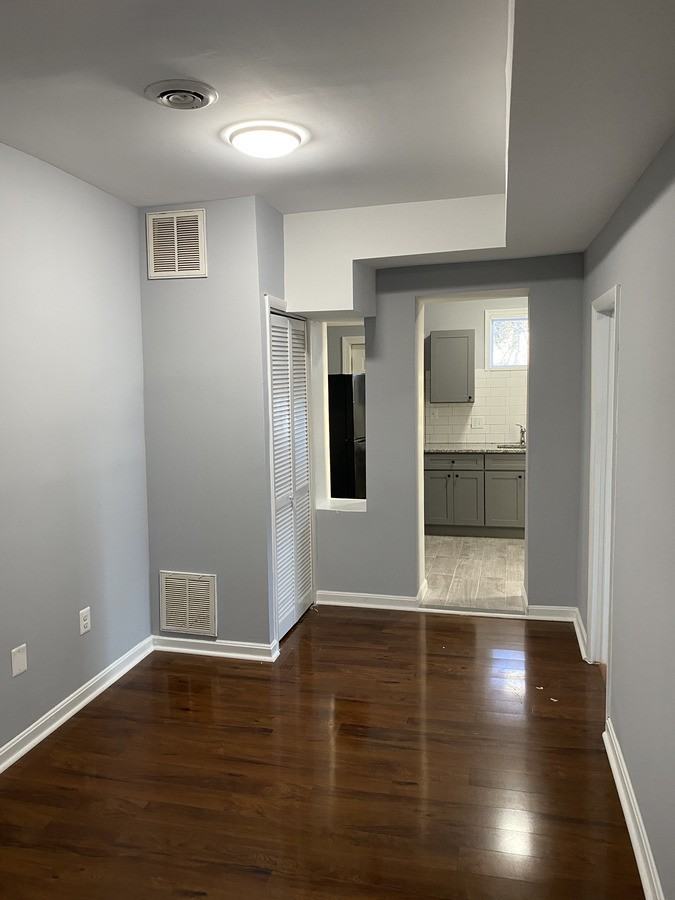 3629 W Garrison Ave #1 - Photo 2 of 10