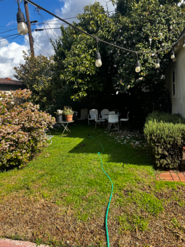 2940 Military Ave - Photo 2 of 6