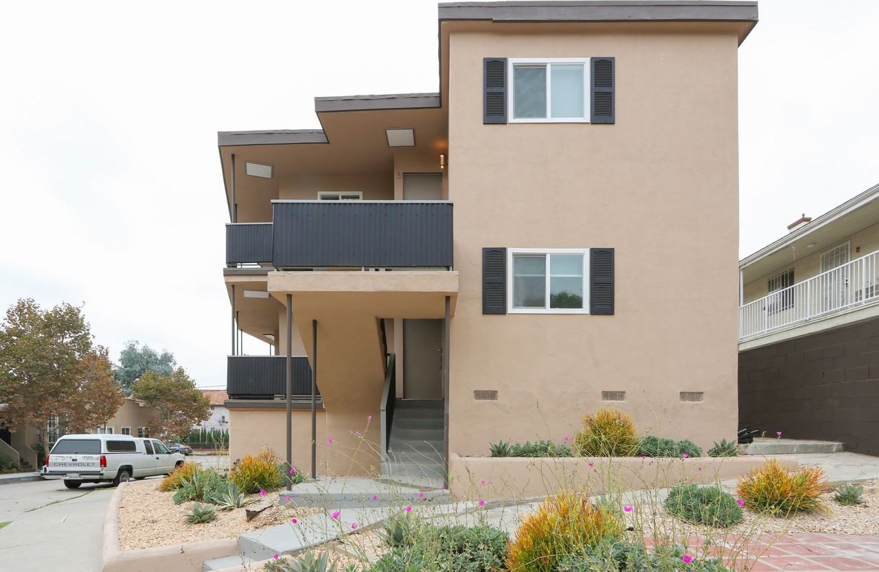 3535 Ellsworth Street Apartments - Photo 5 of 35