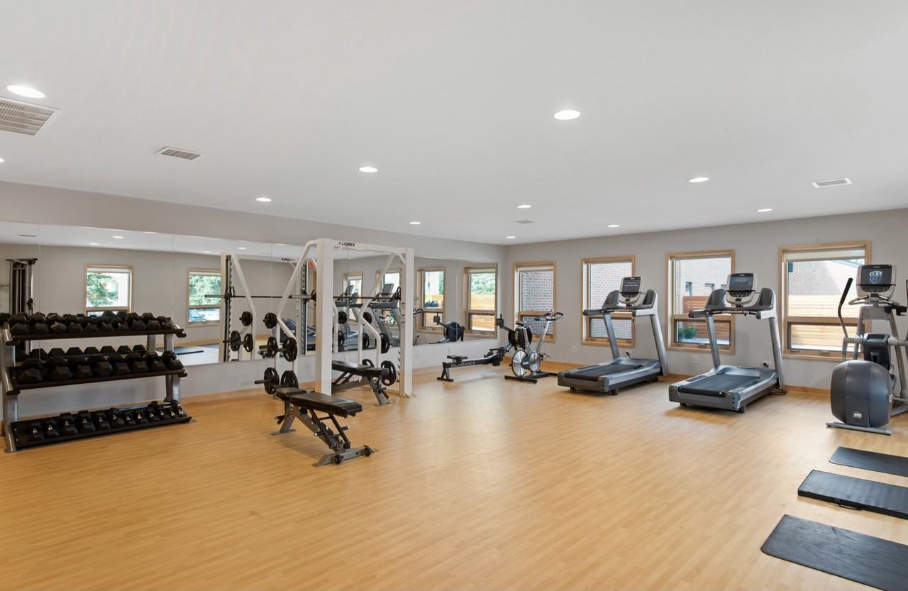 Greenway Village Townhomes - Photo 4 of 40