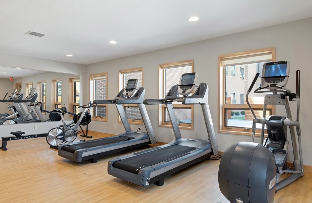 Greenway Village Townhomes - Photo 6 of 40