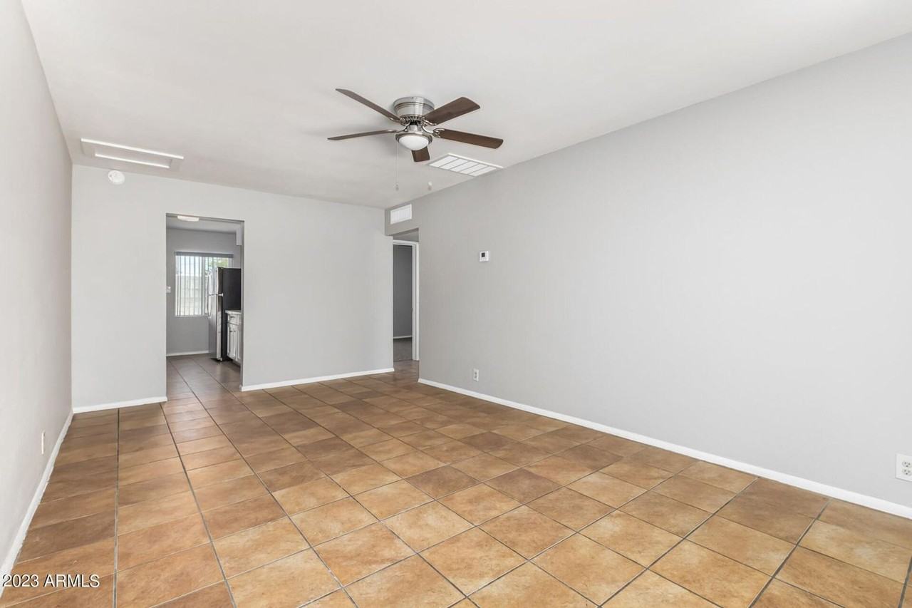 3223 E Harvard St Phoenix, AZ 85008 - Photo 5 of 23