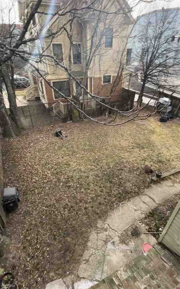 65 Everett St - Photo 2 of 5