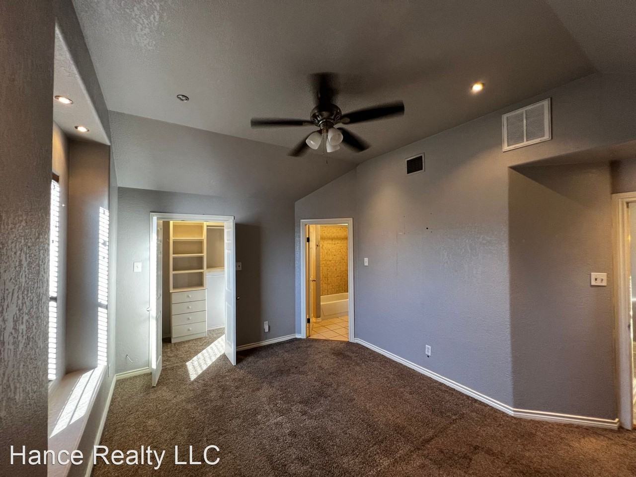 10622-Gaylord Dr - Photo 2 of 13