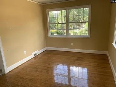 513 Edisto Ave - Photo 3 of 26