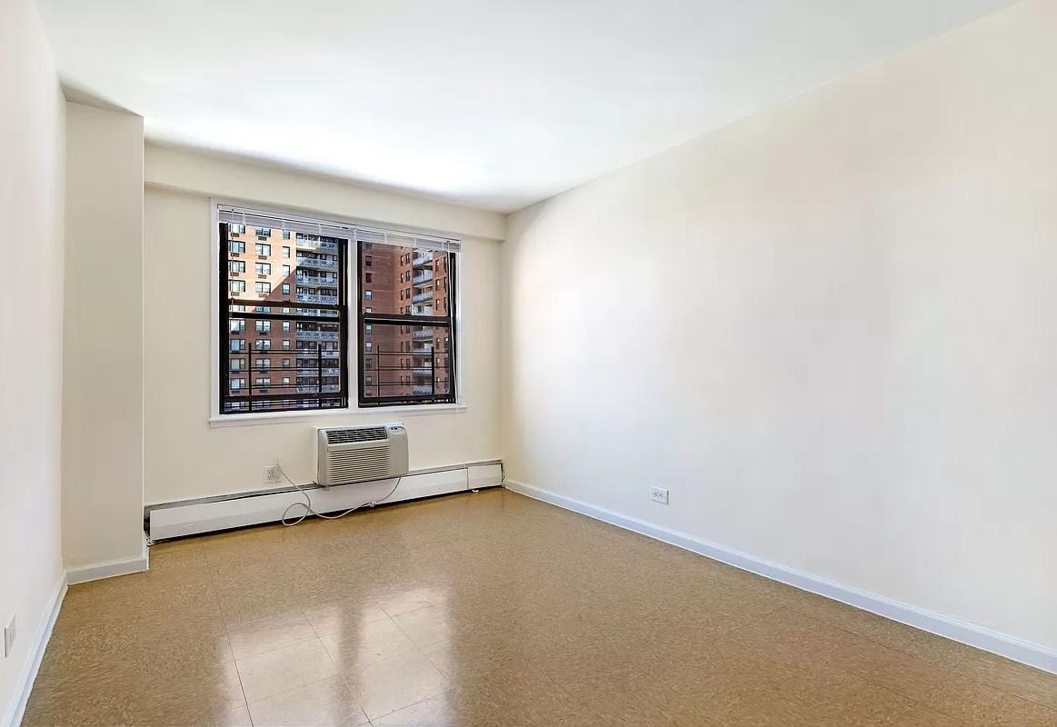 9830 57th Ave - Photo 3 of 15