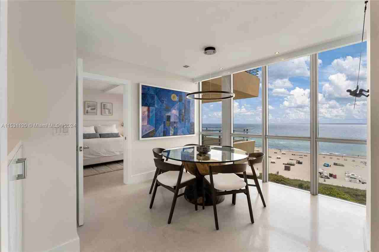 101 Ocean Dr #907 - Photo 7 of 32