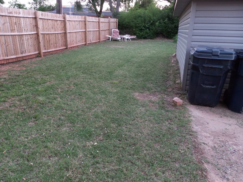 1004 Ne 28th St #1 - Photo 2 of 3