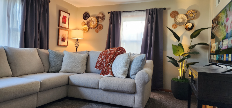 3962 S Clement Ave - Photo 3 of 16