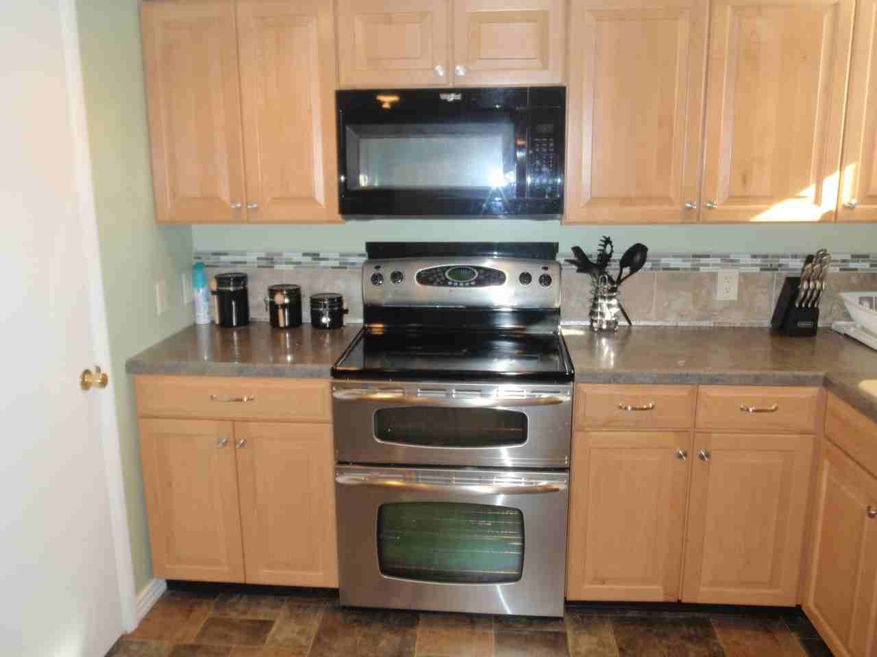 300 40th Street - Photo 2 of 14