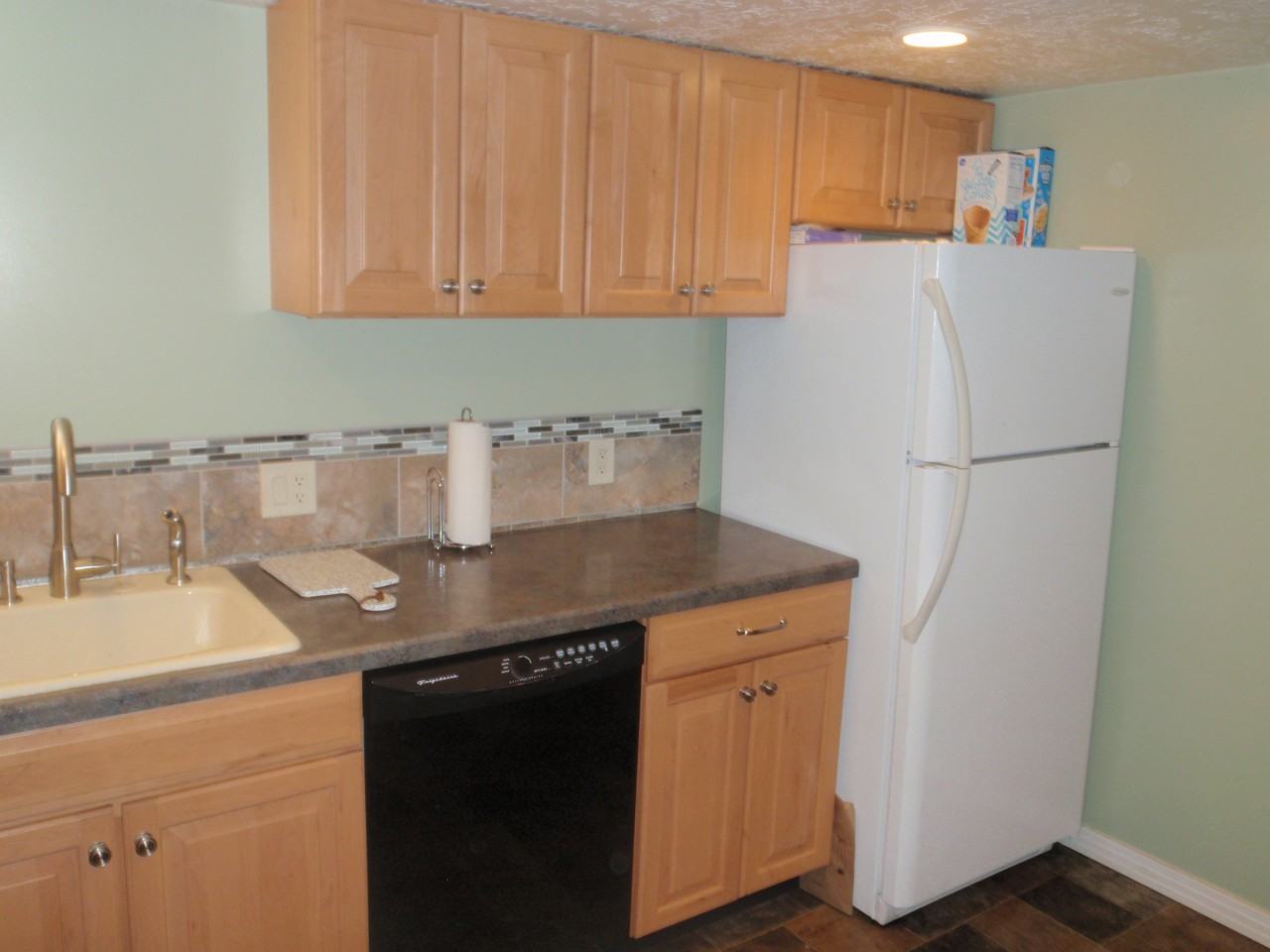 300 40th Street - Photo 3 of 14